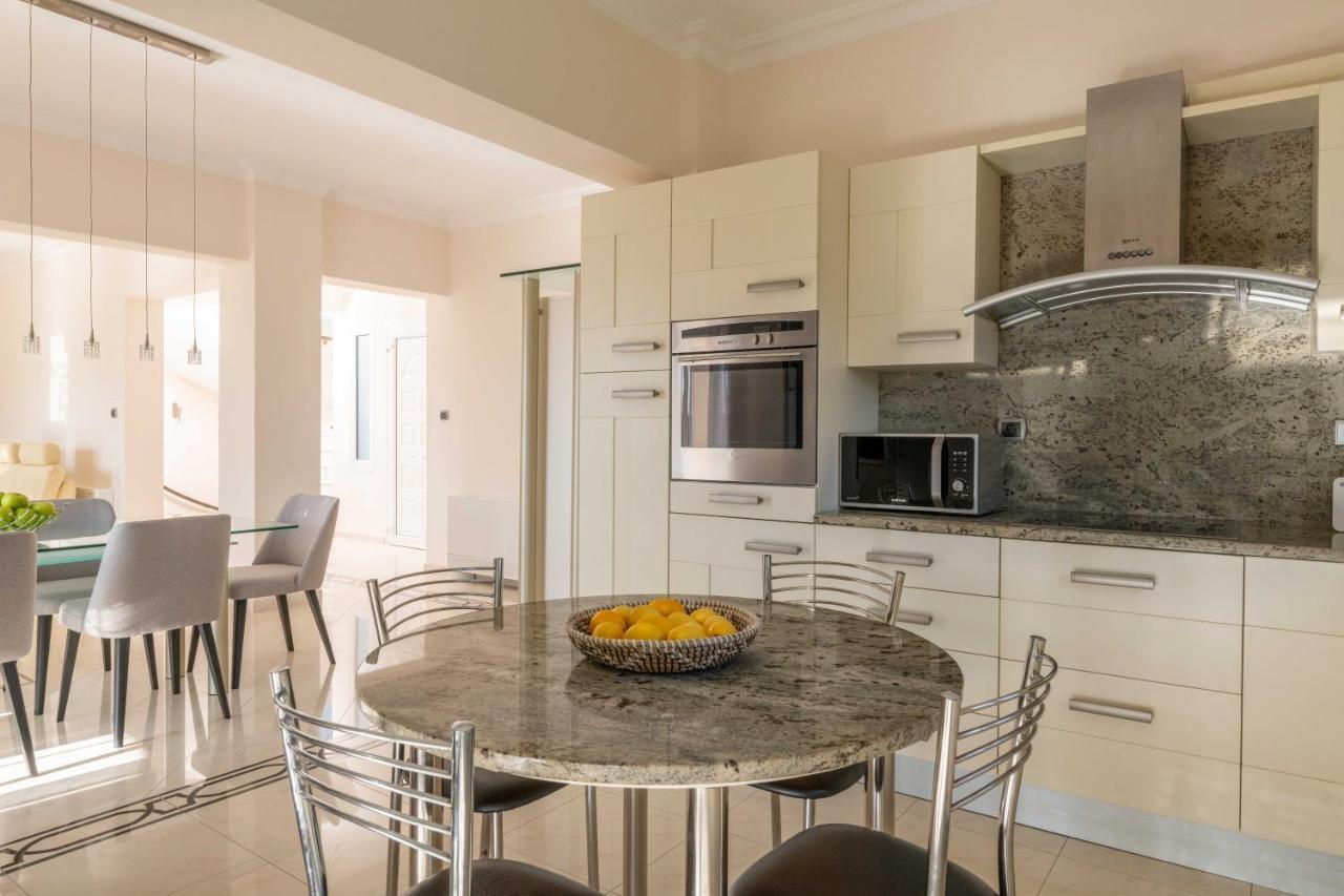 Villa Kamos อาร์คานเยโลส ภายนอก รูปภาพ