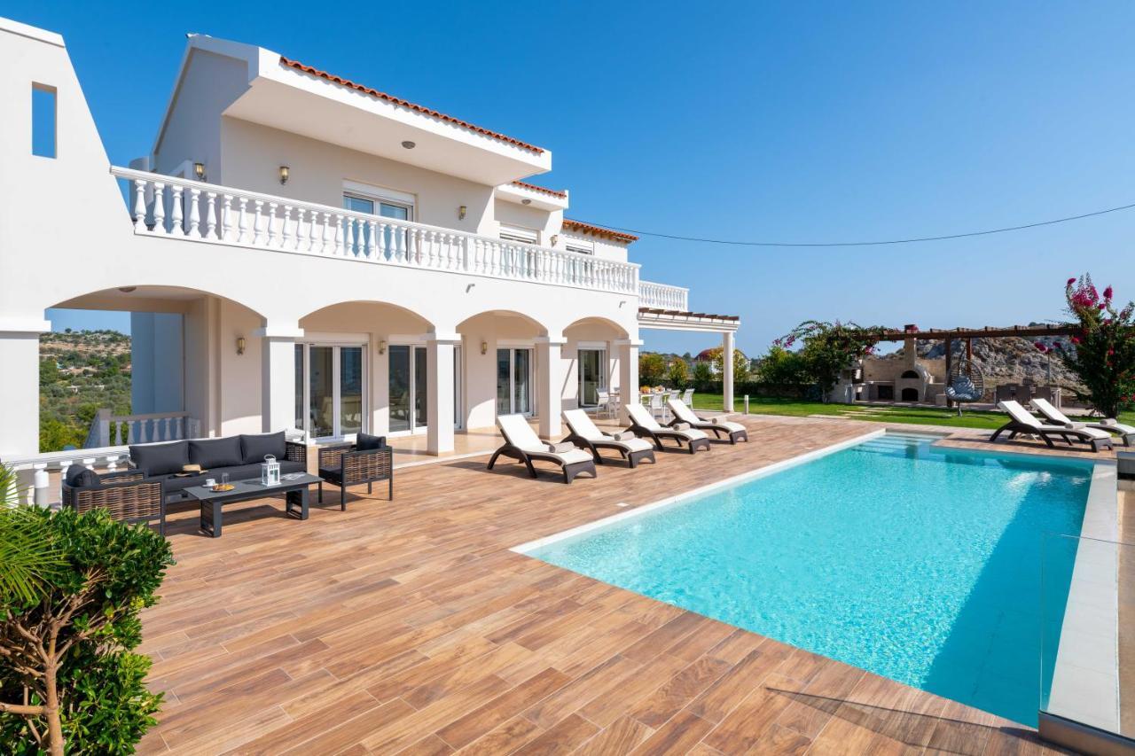 Villa Kamos อาร์คานเยโลส ภายนอก รูปภาพ