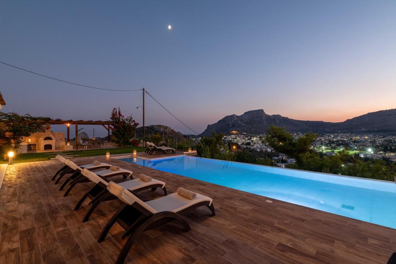 Villa Kamos อาร์คานเยโลส ภายนอก รูปภาพ