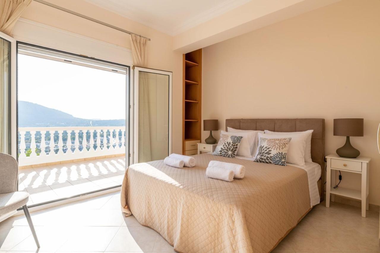 Villa Kamos อาร์คานเยโลส ภายนอก รูปภาพ