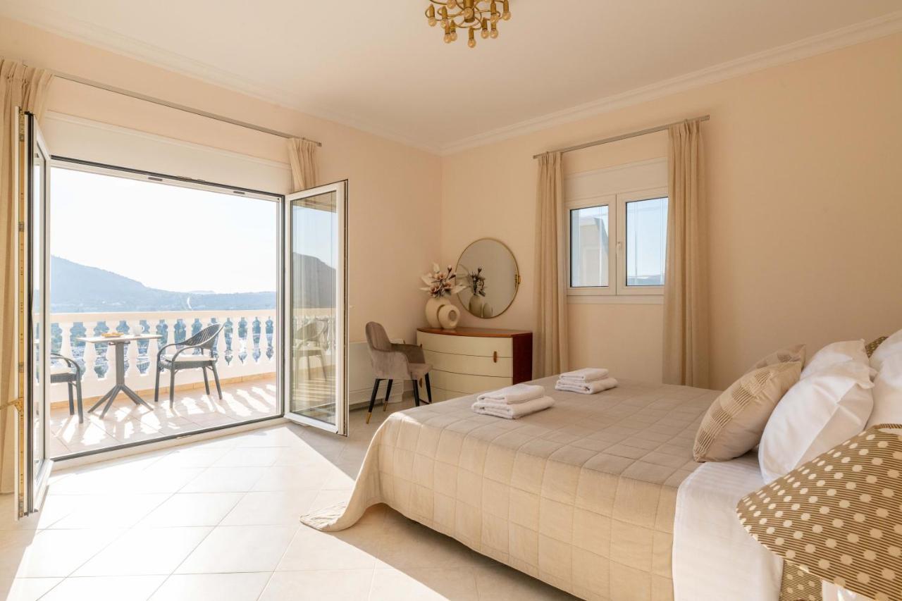 Villa Kamos อาร์คานเยโลส ภายนอก รูปภาพ