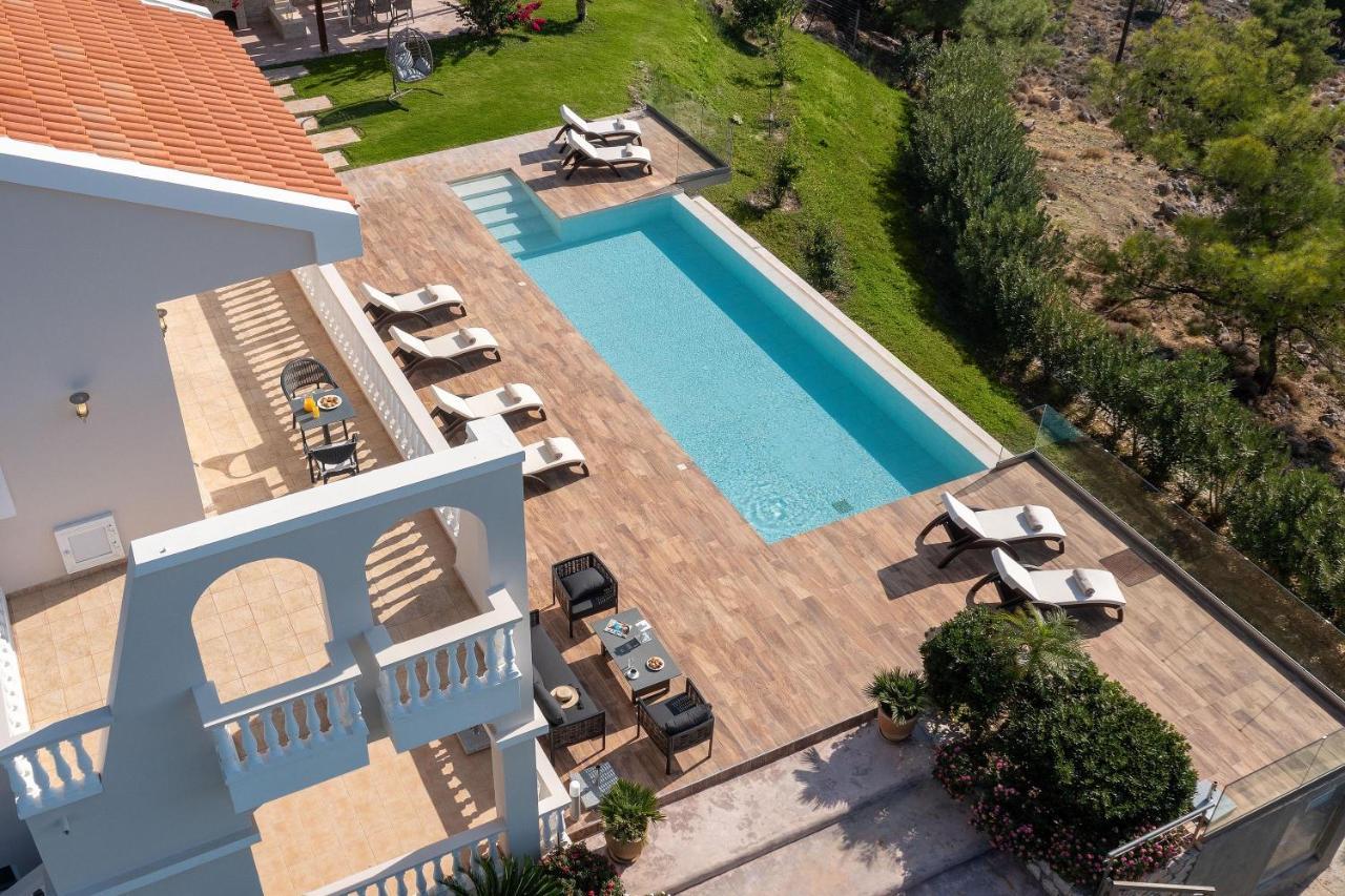 Villa Kamos อาร์คานเยโลส ภายนอก รูปภาพ